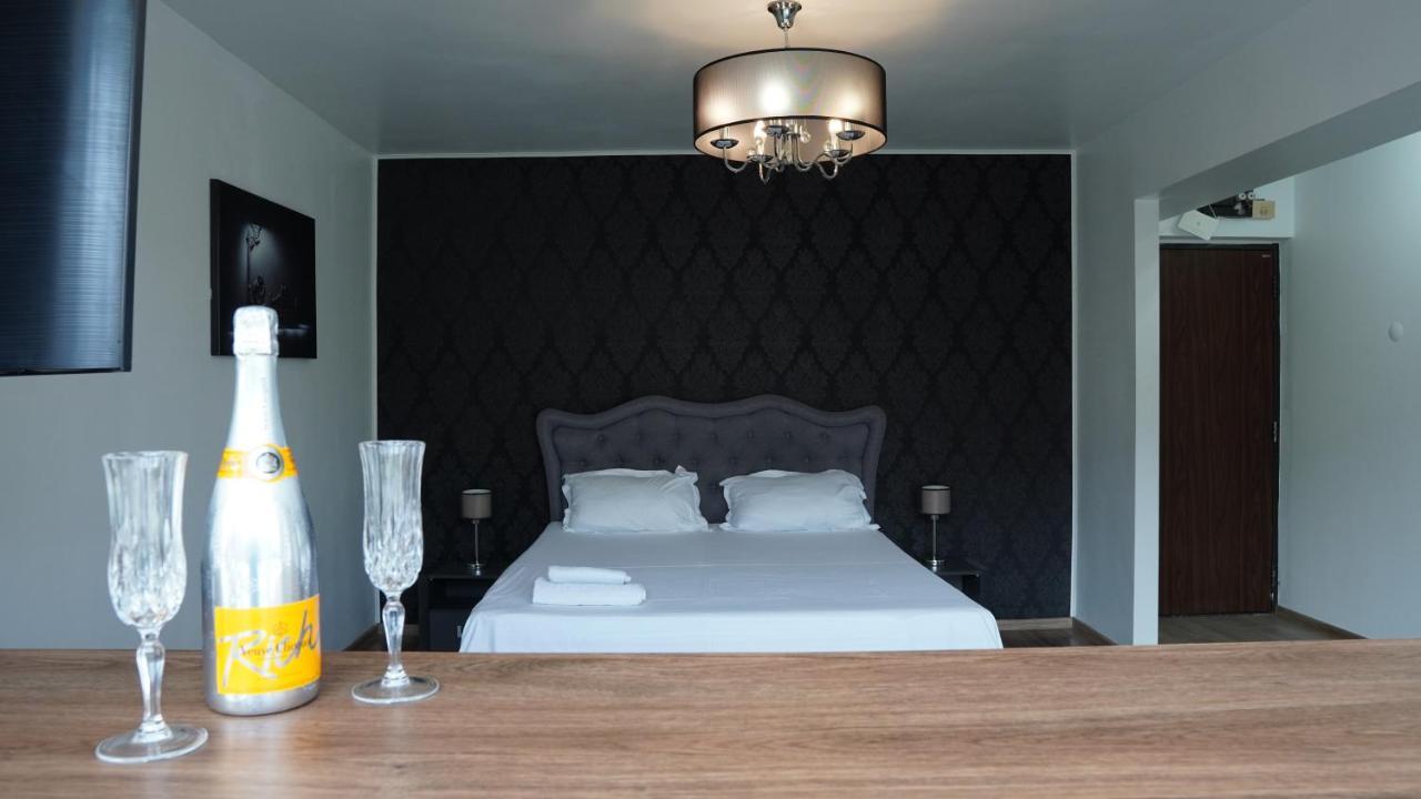 Luxury 1Br Studio Near Hanul Drumetului Bucureşti Eksteriør bilde