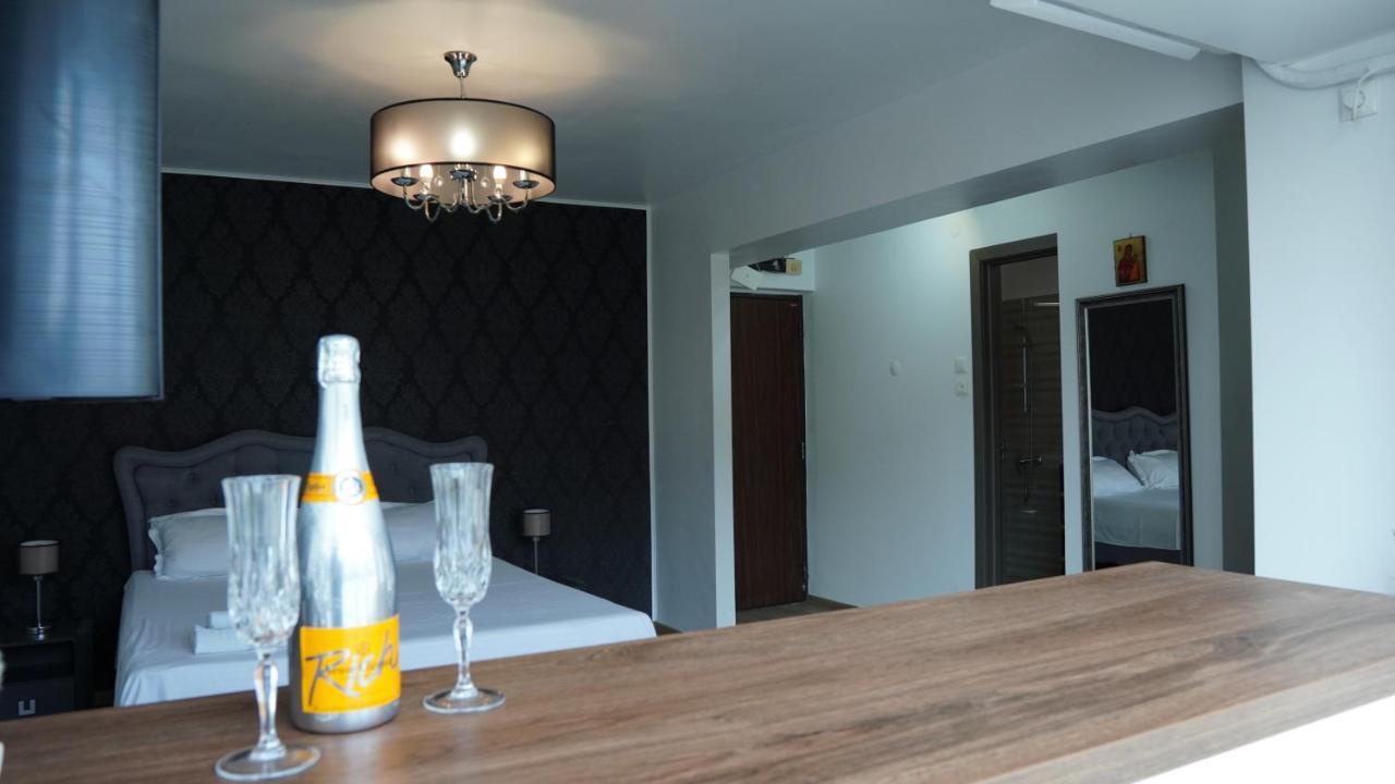 Luxury 1Br Studio Near Hanul Drumetului Bucureşti Eksteriør bilde